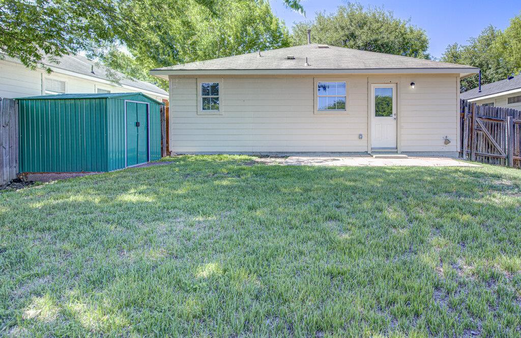 8417 Twiggy Ln, Austin, TX 78747