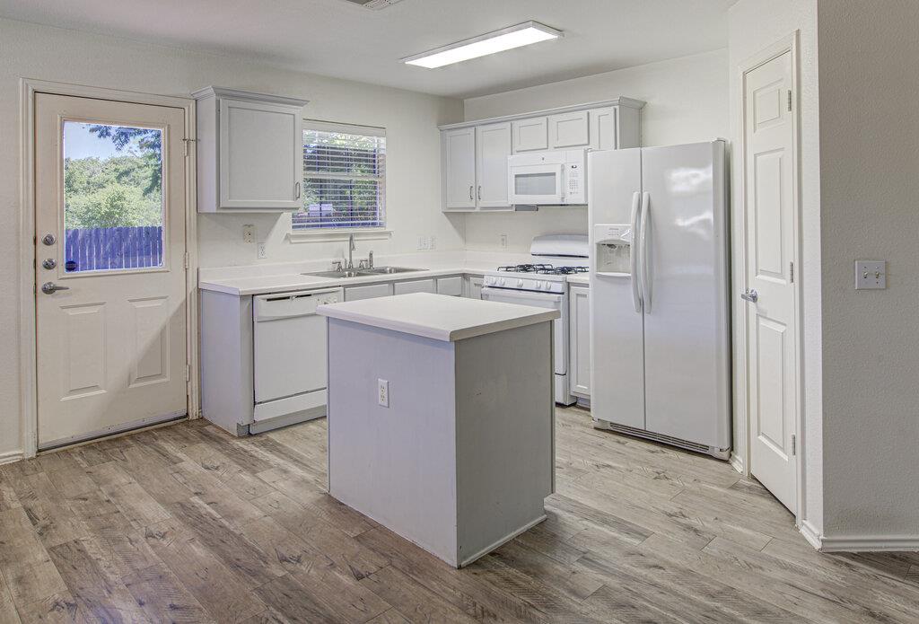 8417 Twiggy Ln, Austin, TX 78747