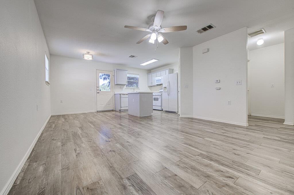 8417 Twiggy Ln, Austin, TX 78747