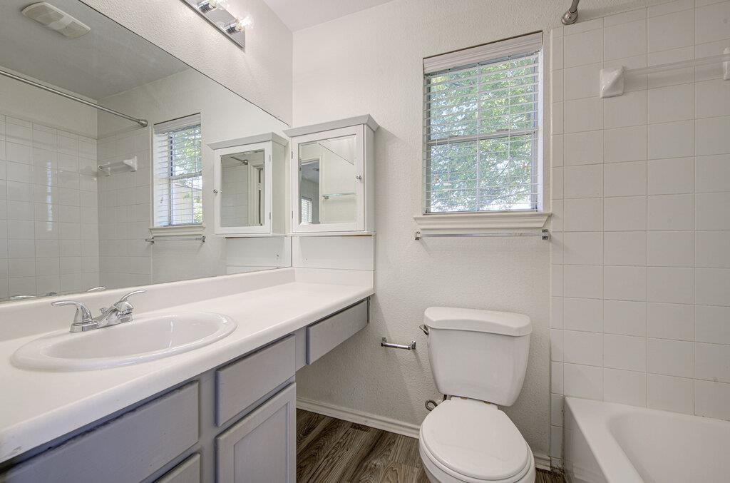 8417 Twiggy Ln, Austin, TX 78747