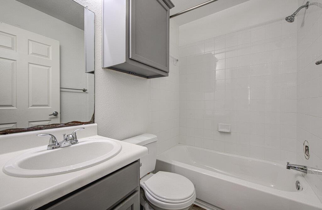 8417 Twiggy Ln, Austin, TX 78747