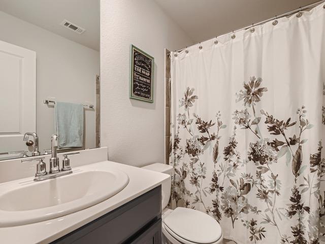 195 Star Light Way, Kyle, TX 78640