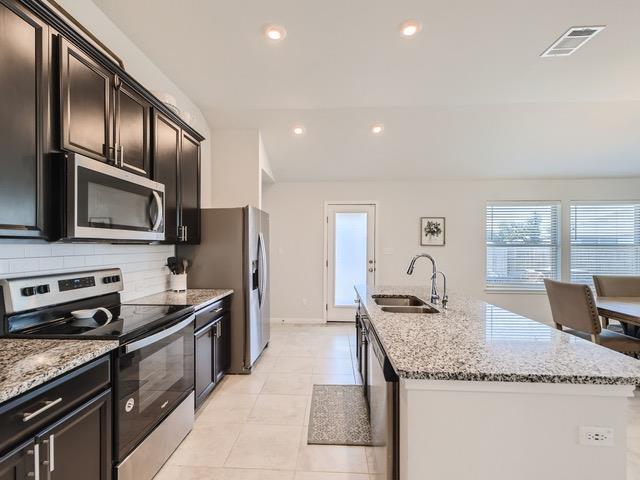 195 Star Light Way, Kyle, TX 78640