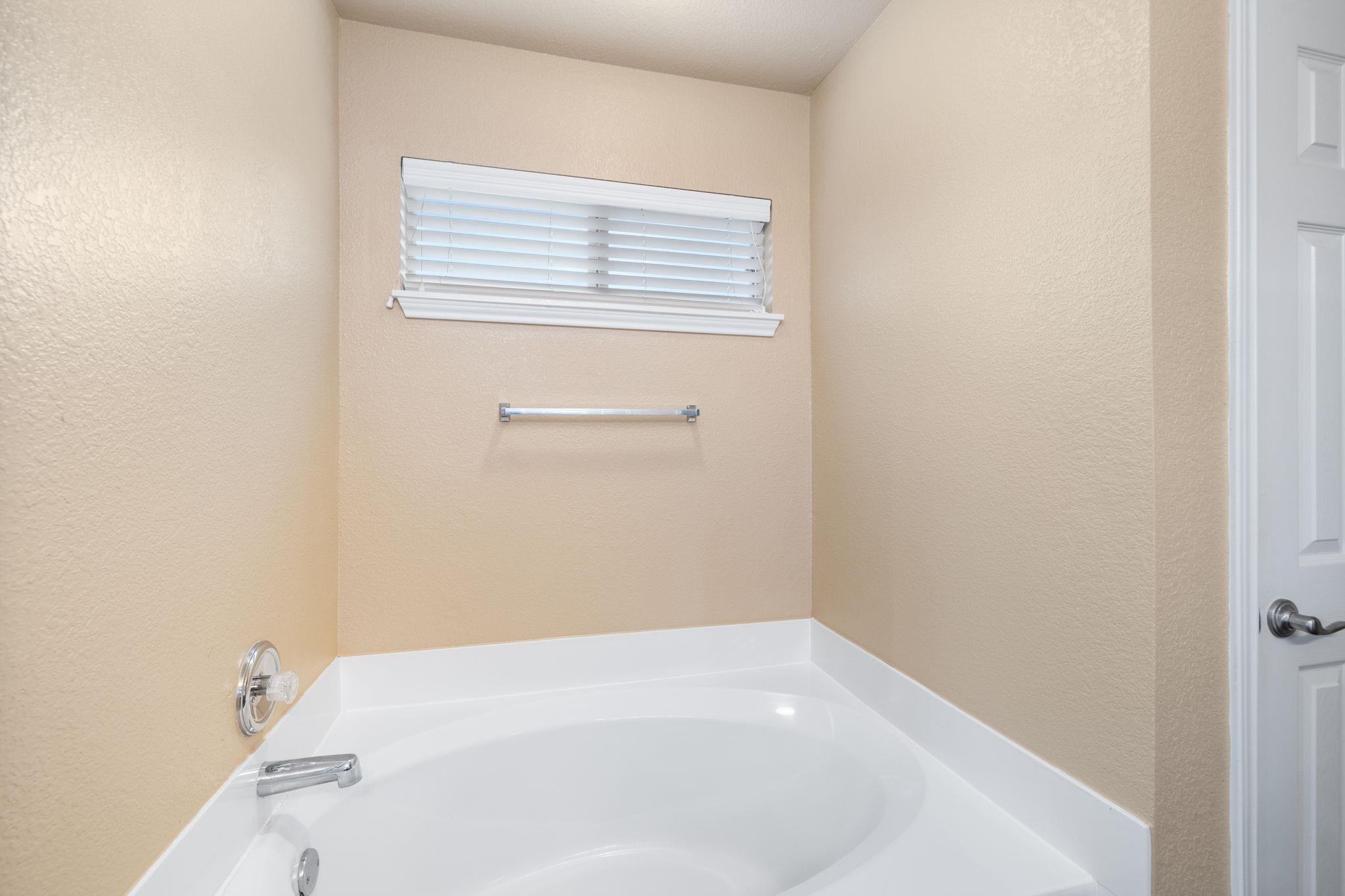 2405 Kapalua Pl, Pflugerville, TX 78660