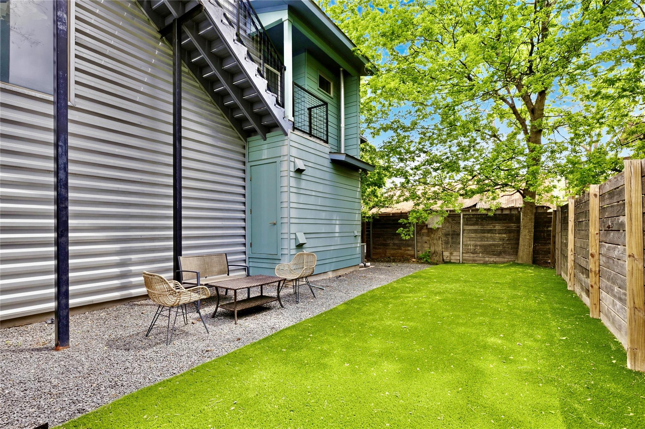 2202 Willow St # B, Austin, TX 78702