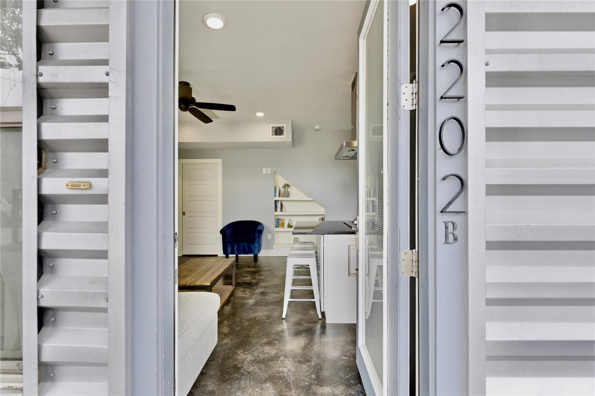 2202 Willow St # B, Austin, TX 78702