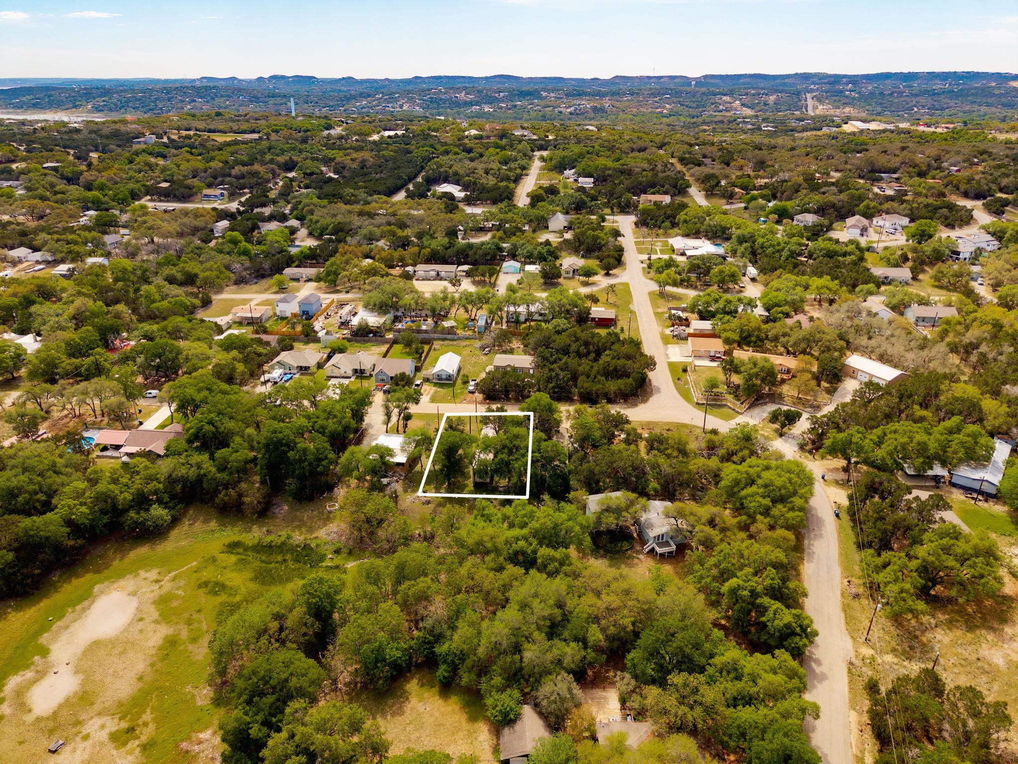 435 Burr Oak Ln, Canyon Lake, TX 78133