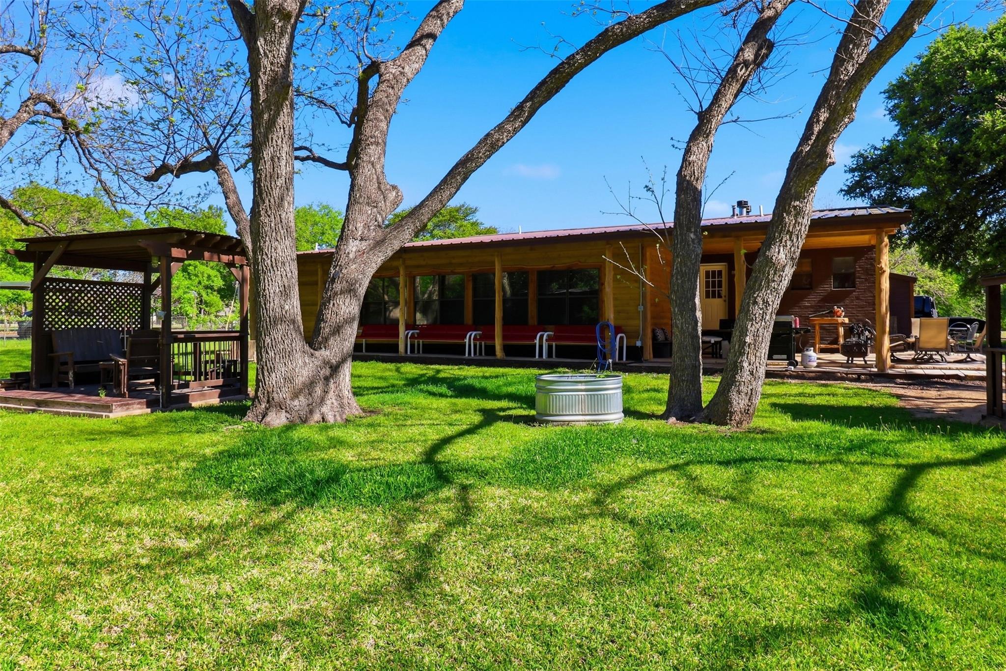 1204 S Gabriel Dr, Leander, TX 78641