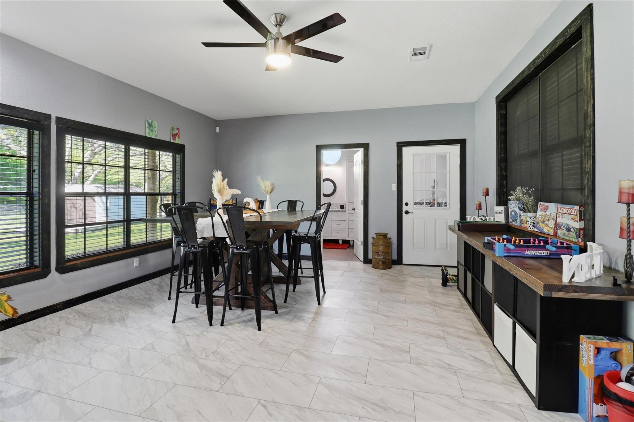 1204 S Gabriel Dr, Leander, TX 78641