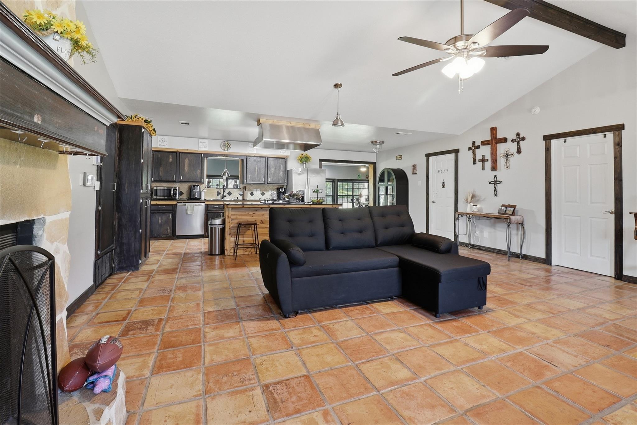 1204 S Gabriel Dr, Leander, TX 78641