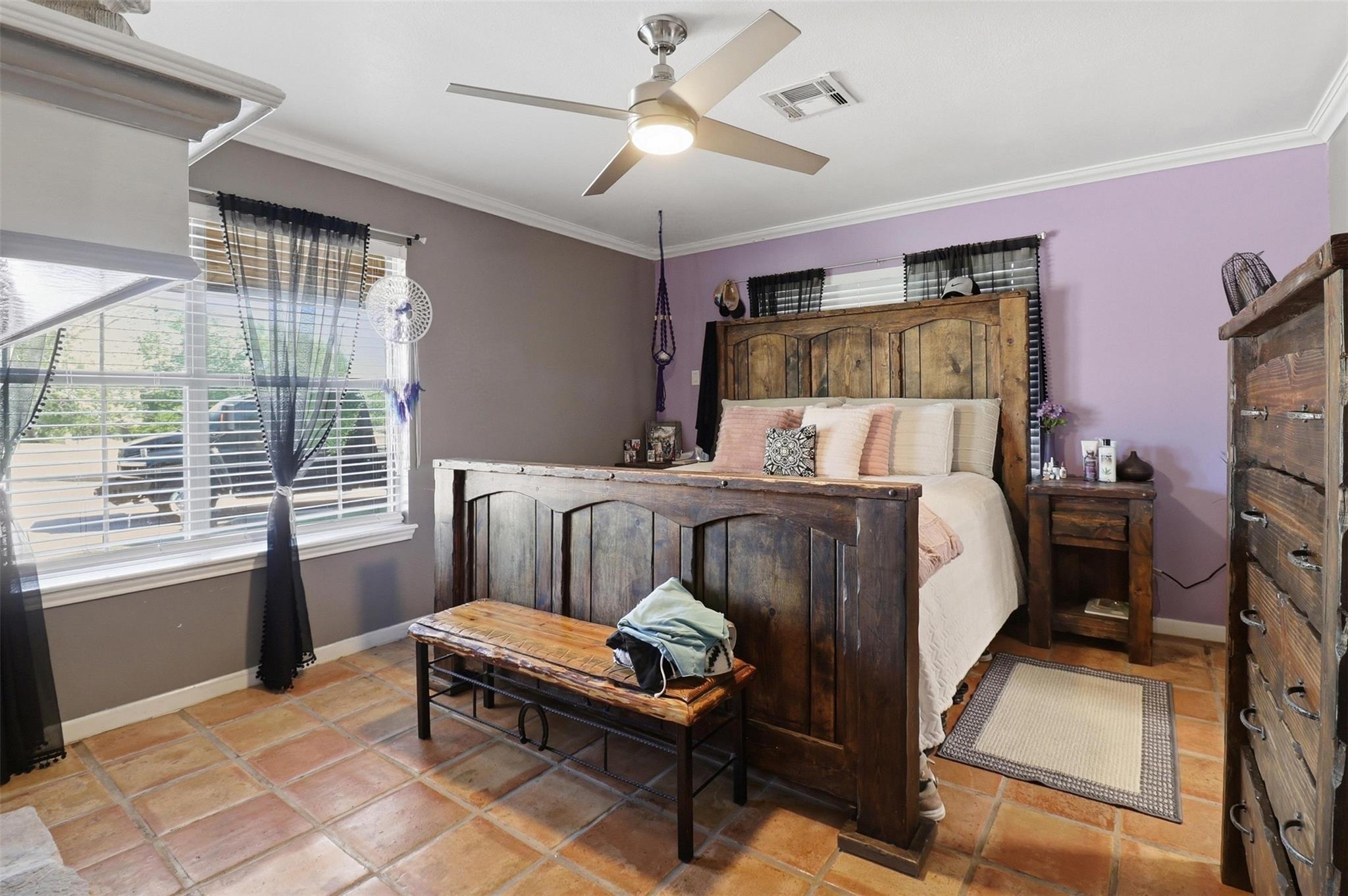 1204 S Gabriel Dr, Leander, TX 78641