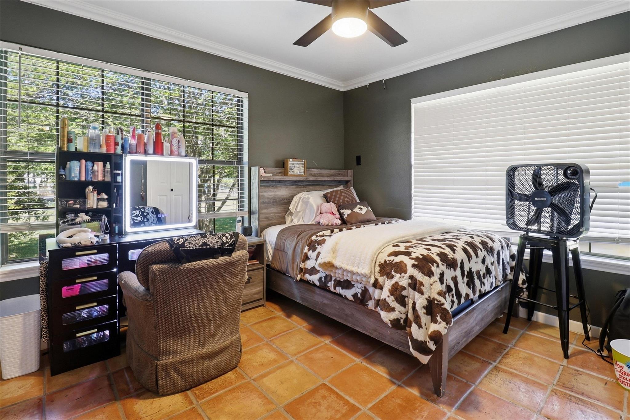 1204 S Gabriel Dr, Leander, TX 78641