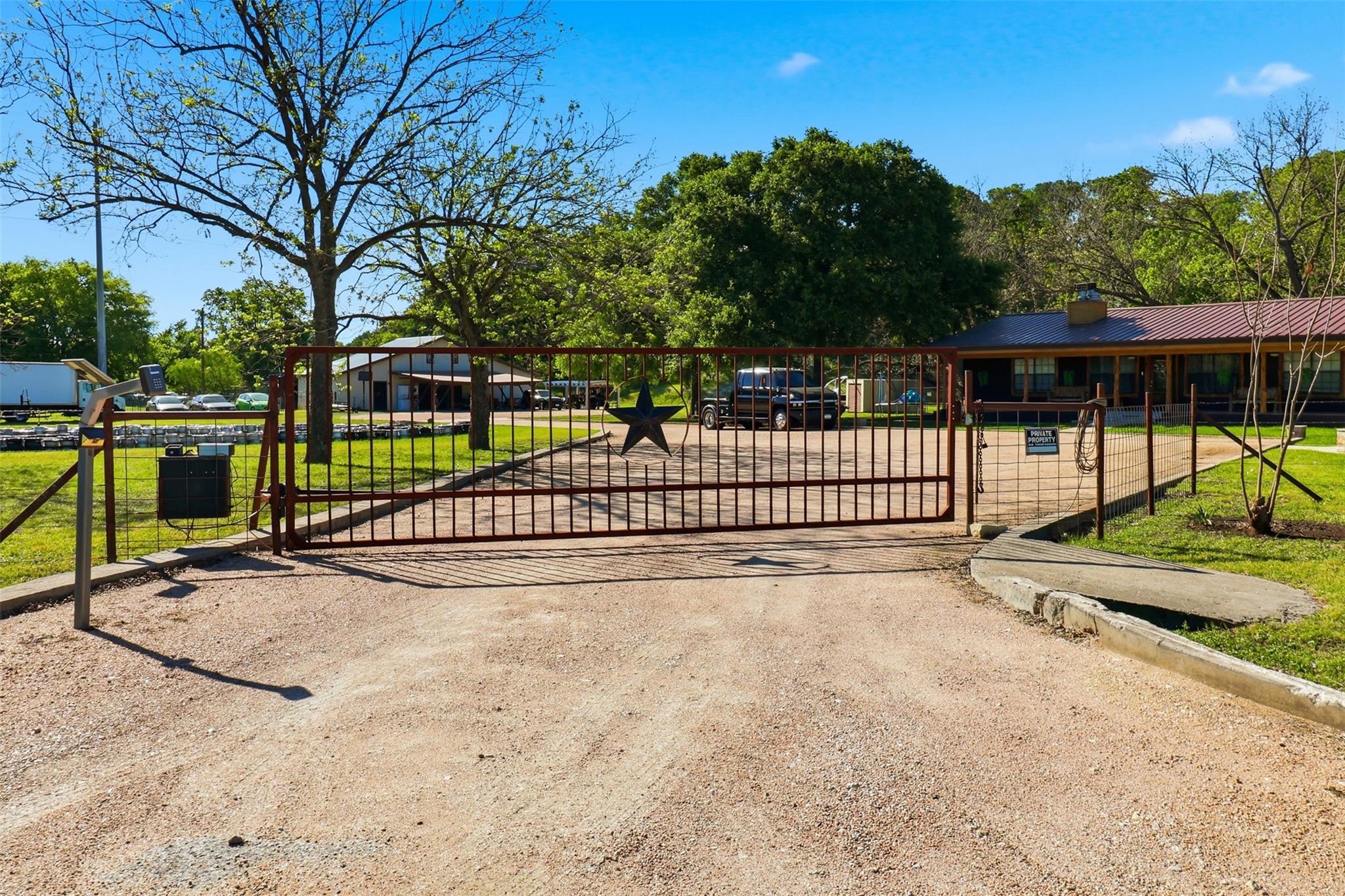 1204 S Gabriel Dr, Leander, TX 78641