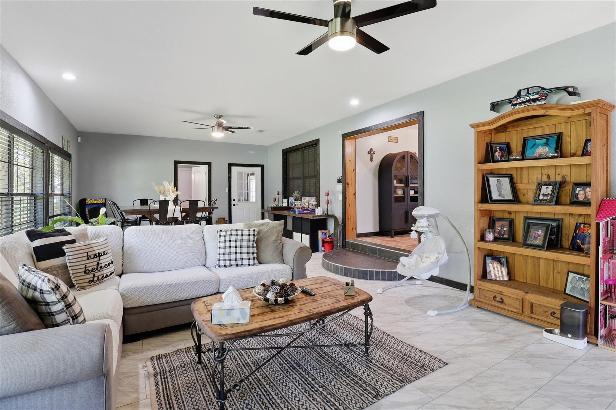 1204 S Gabriel Dr, Leander, TX 78641