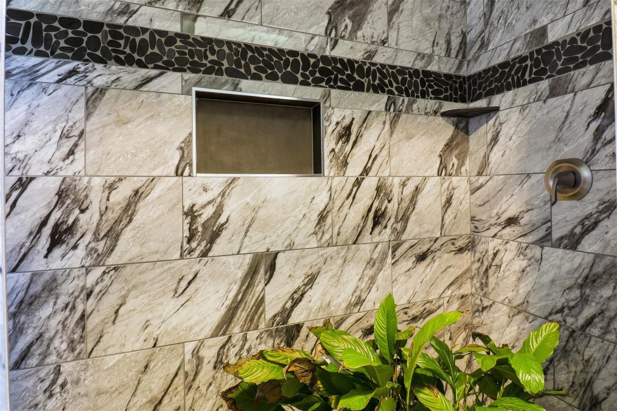 1204 S Gabriel Dr, Leander, TX 78641