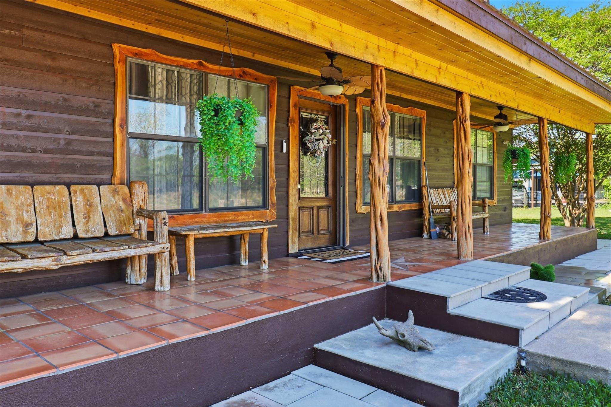 1204 S Gabriel Dr, Leander, TX 78641