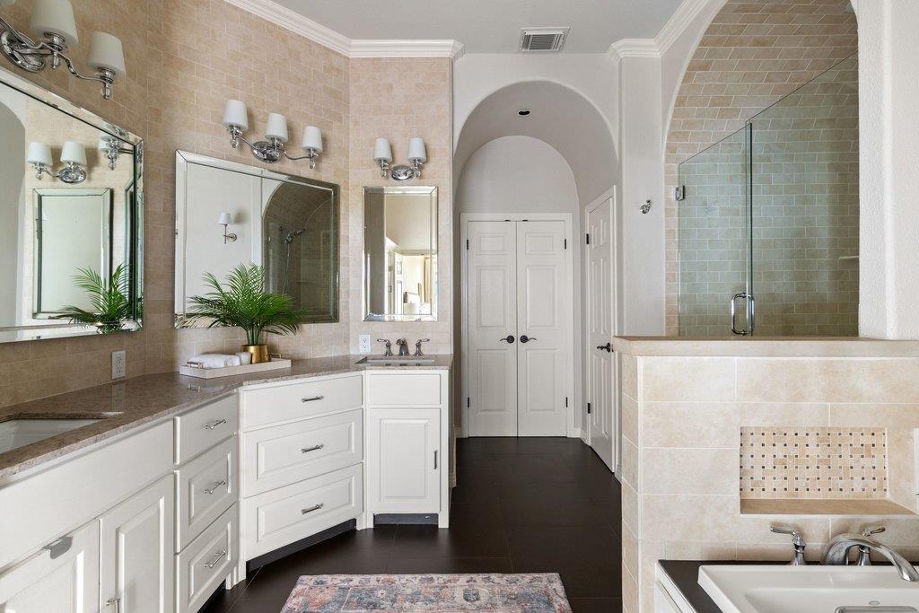 9905 Charthouse Cv, Austin, TX 78730