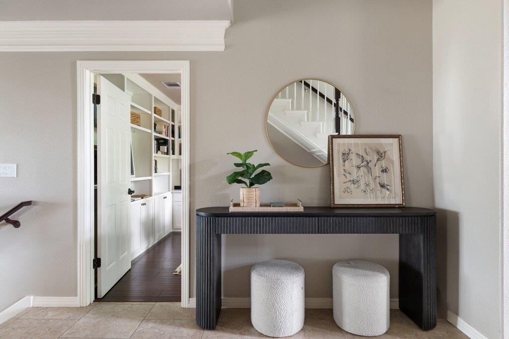 9905 Charthouse Cv, Austin, TX 78730