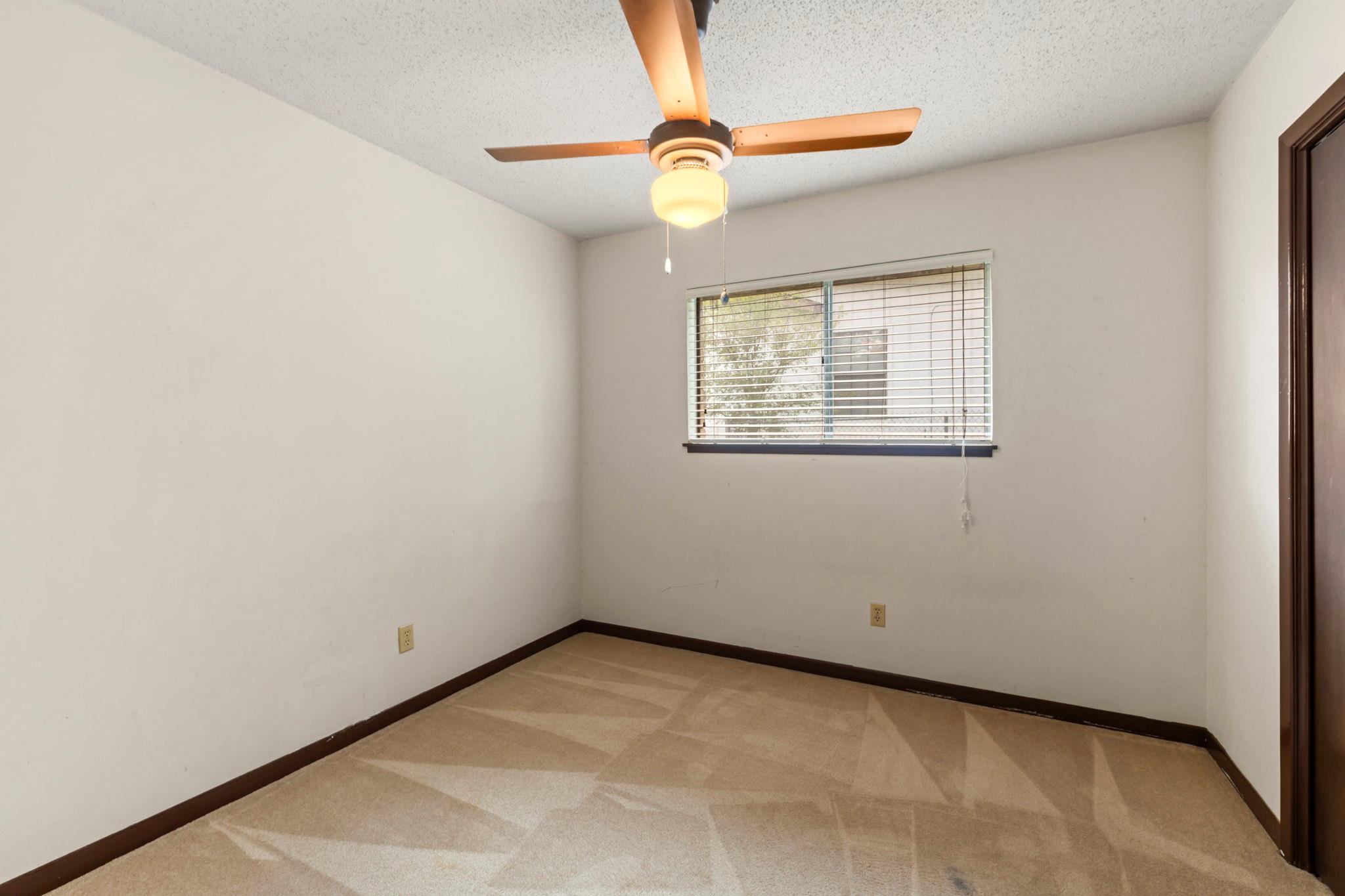 133 Chaparral St, San Marcos, TX 78666