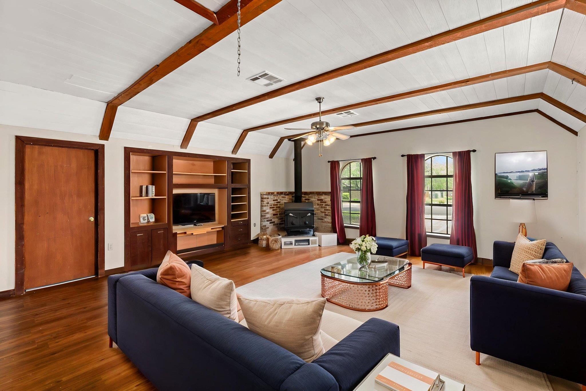 133 Chaparral St, San Marcos, TX 78666