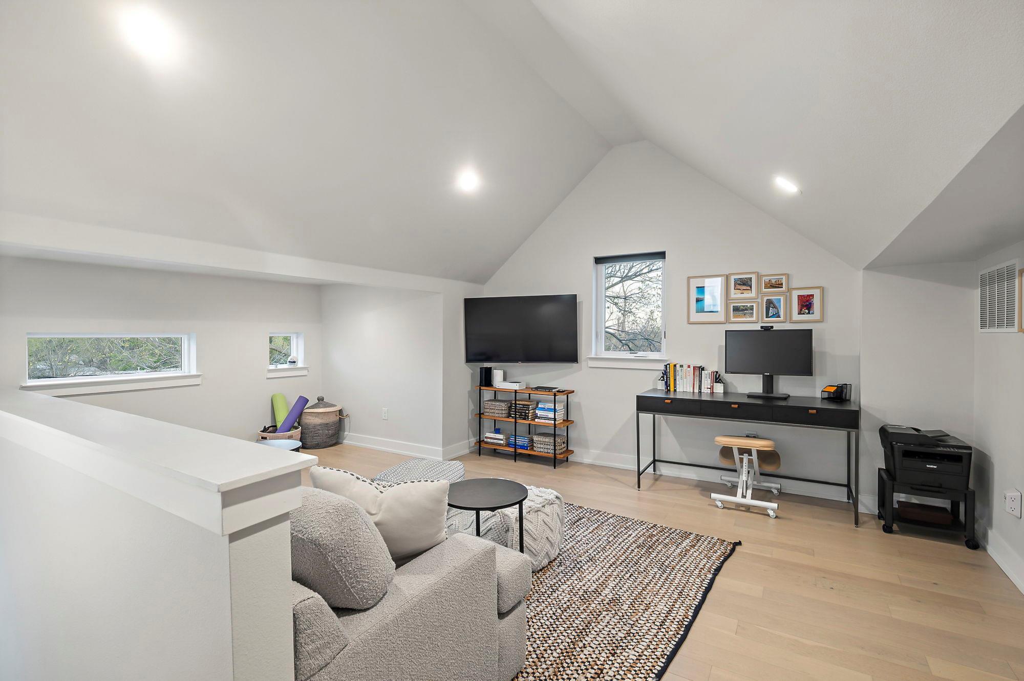 4607 Leslie Ave # A, Austin, TX 78721