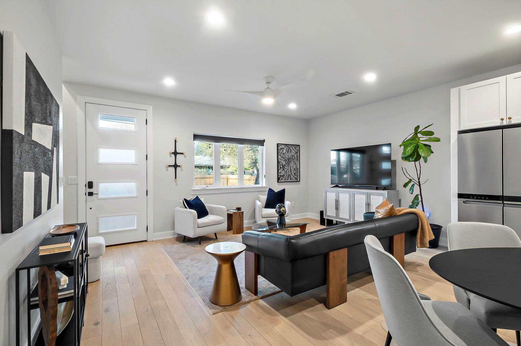 4607 Leslie Ave # A, Austin, TX 78721