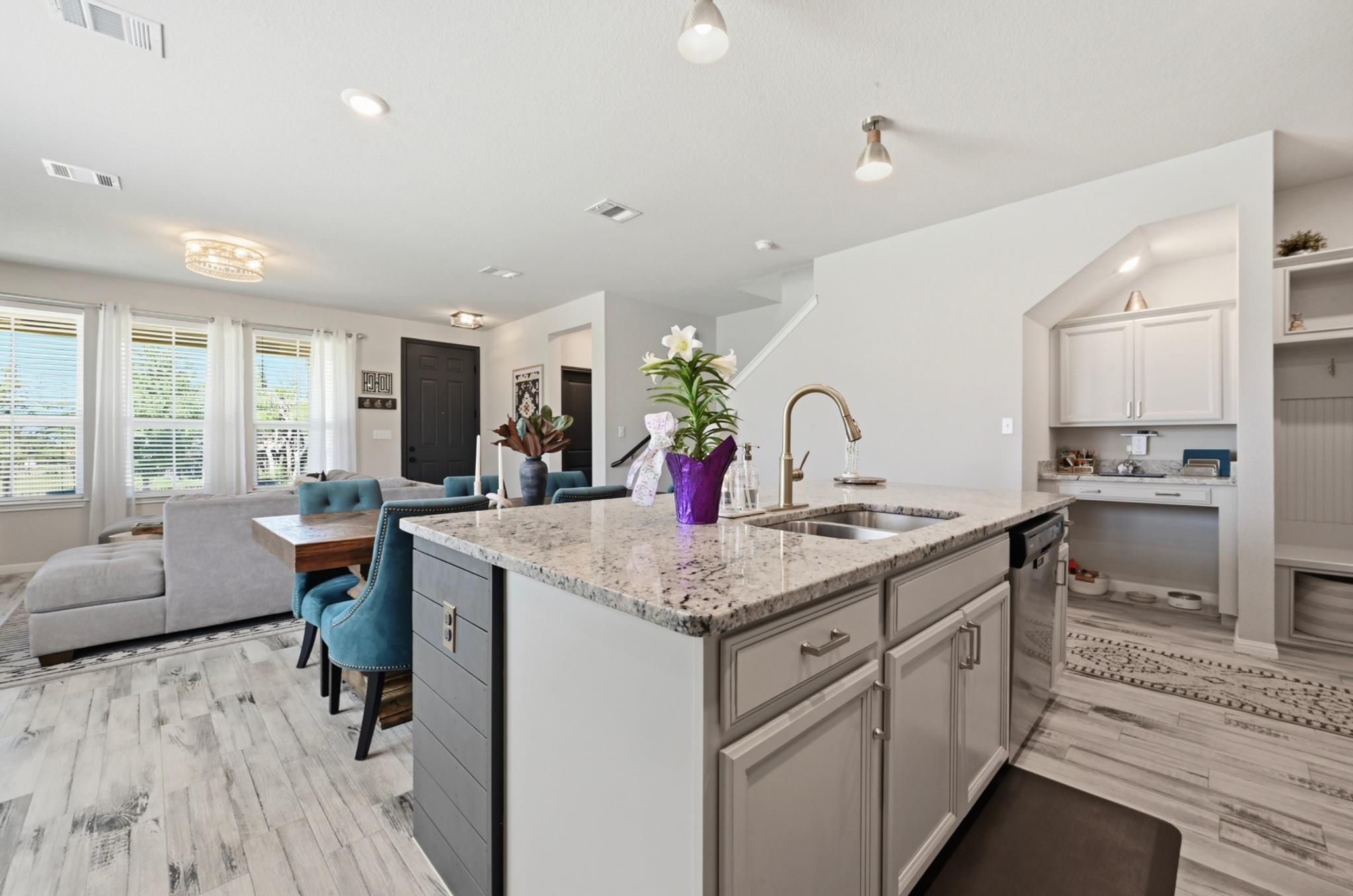 105 Mount Ord Ln, Dripping Springs, TX 78620