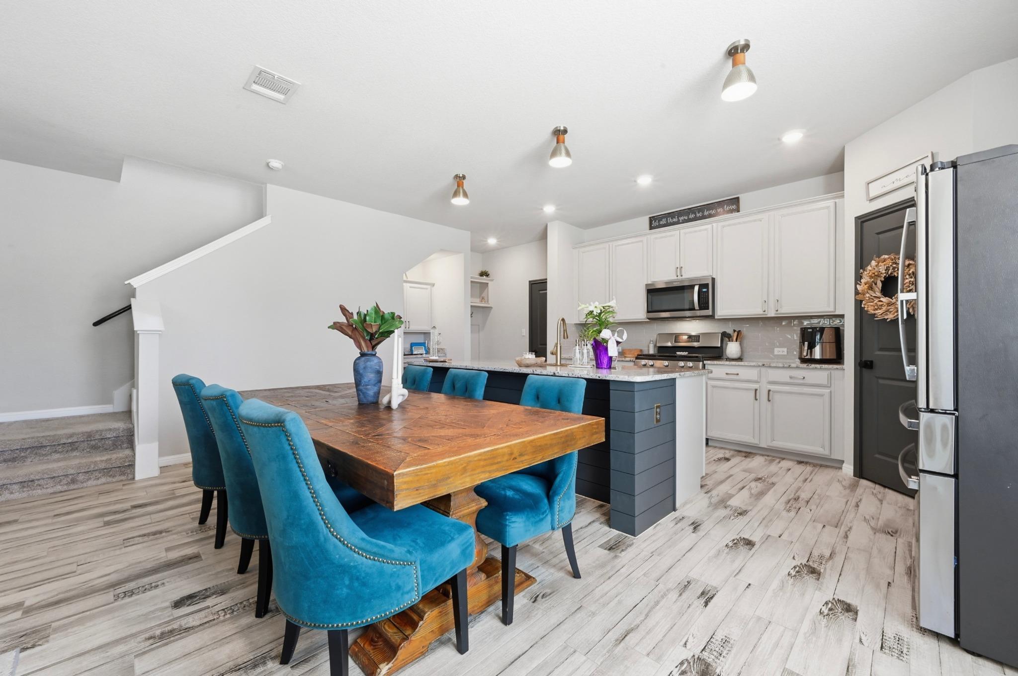 105 Mount Ord Ln, Dripping Springs, TX 78620