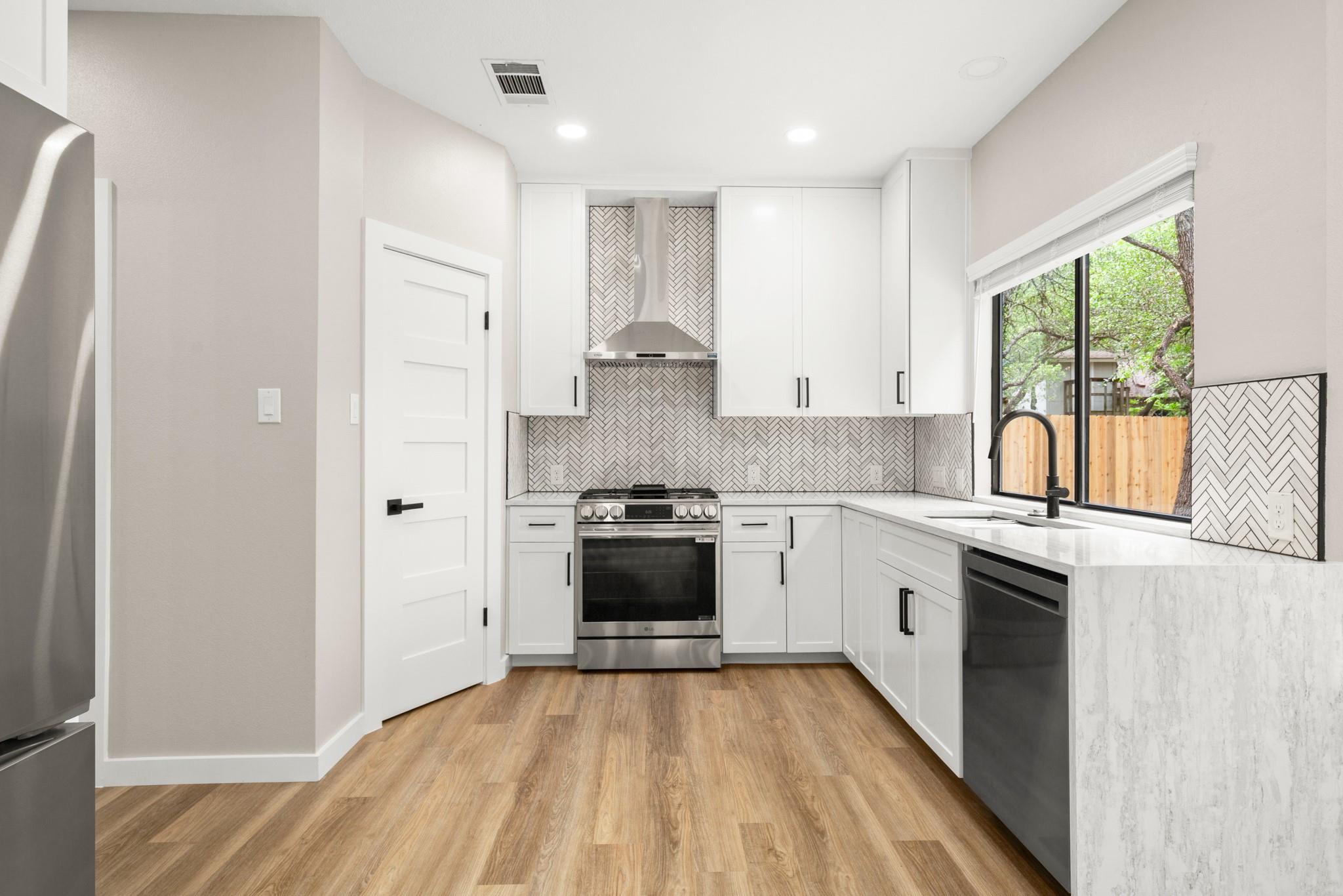 1115 Colby Ln, Cedar Park, TX 78613