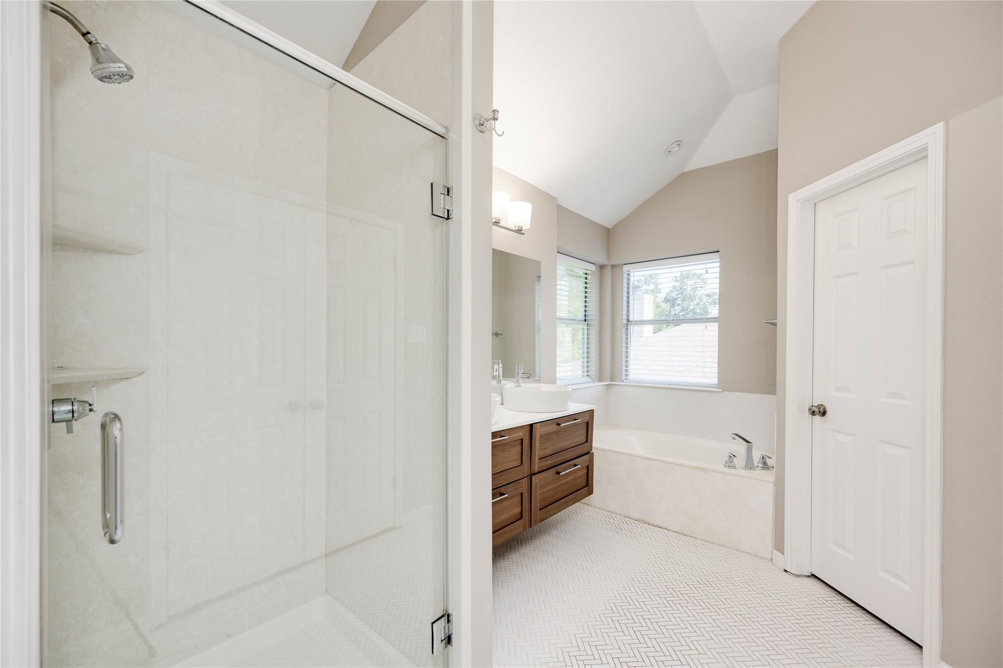 5660 Wagon Train Rd, Austin, TX 78749
