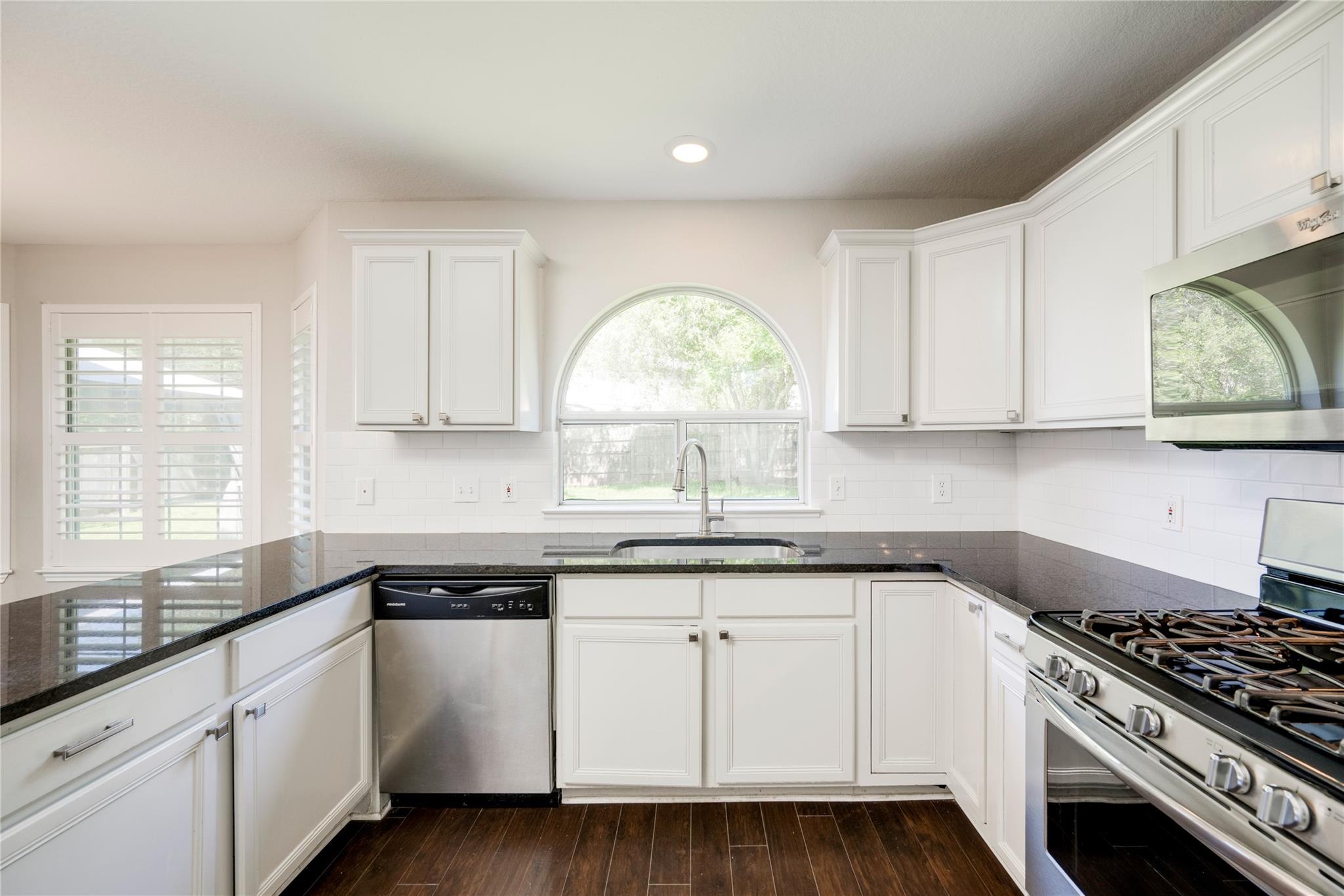 5660 Wagon Train Rd, Austin, TX 78749