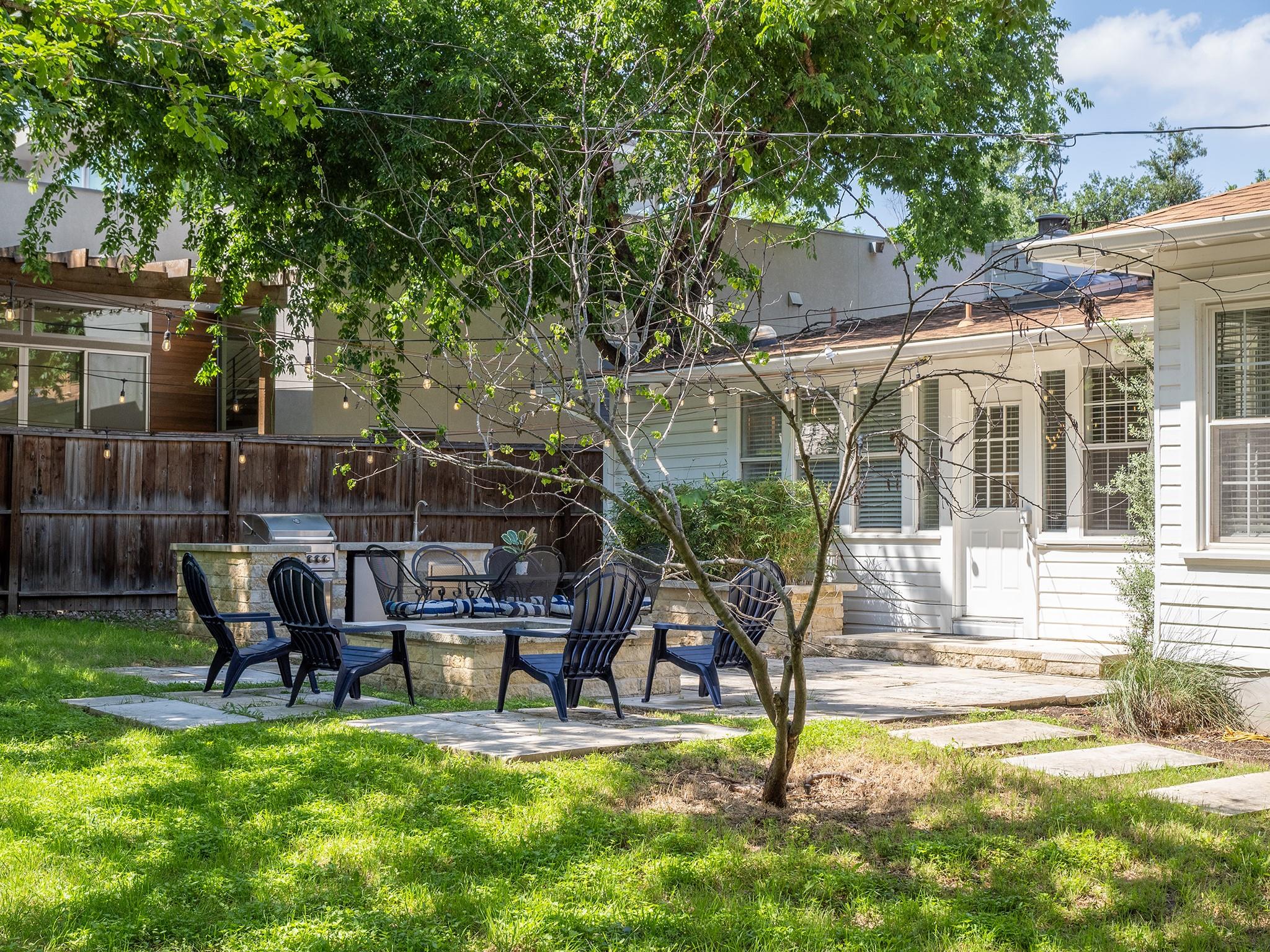 32 Margranita Cres, Austin, TX 78703