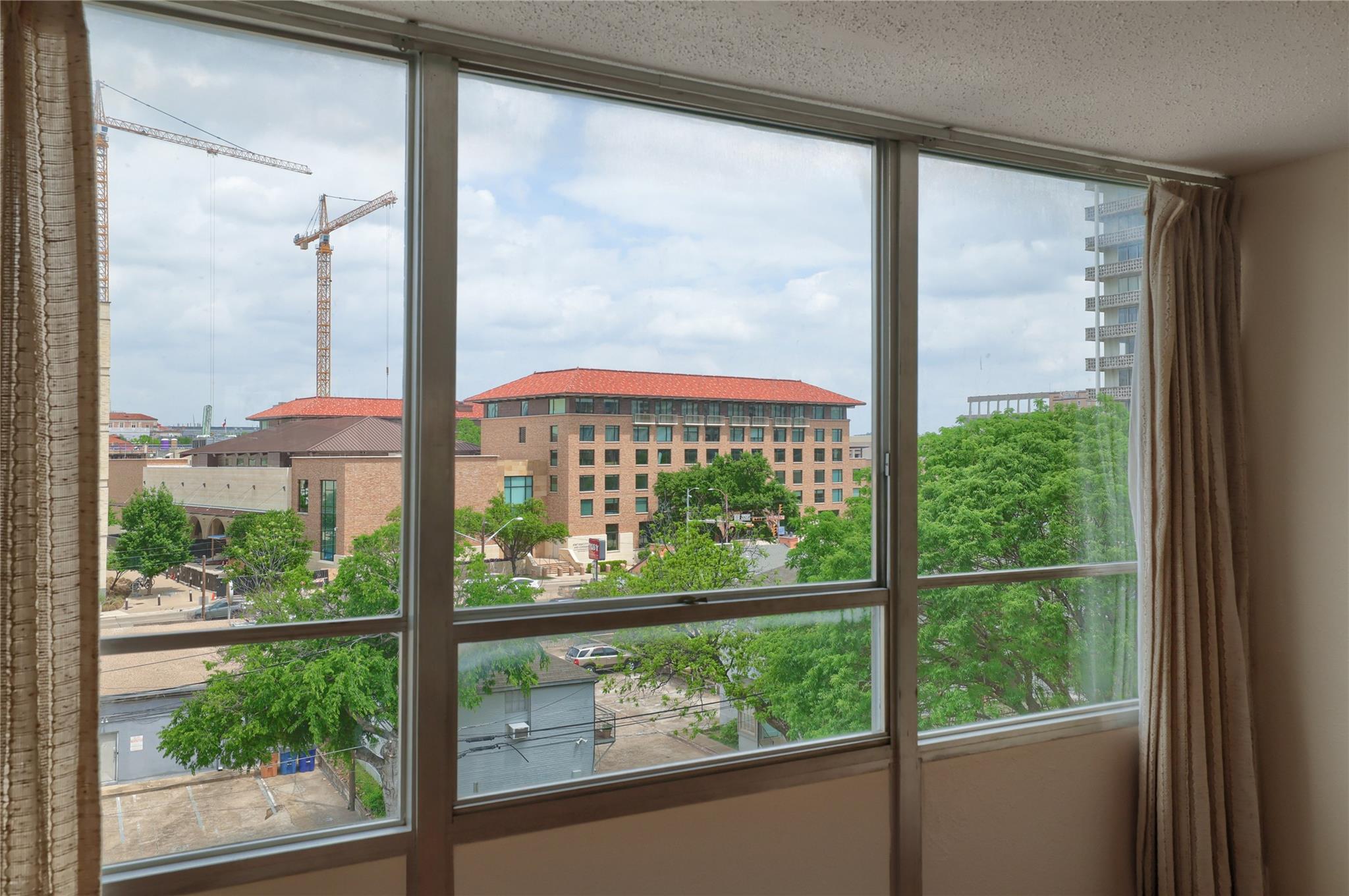 1800 Lavaca St # A508, Austin, TX 78701