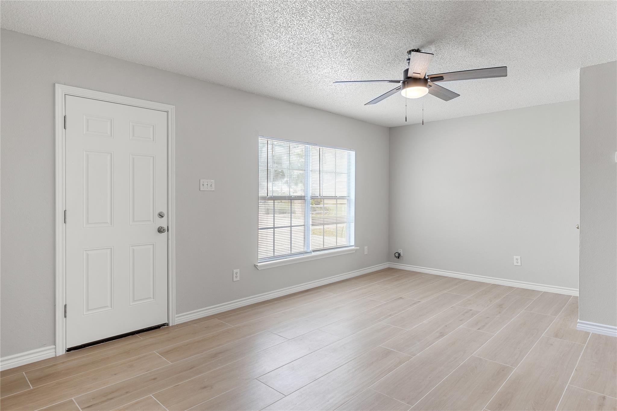 108 GM Ln, San Marcos, TX 78666