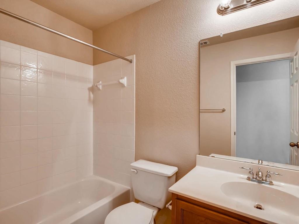 2736 Herrington Cv, Round Rock, TX 78665