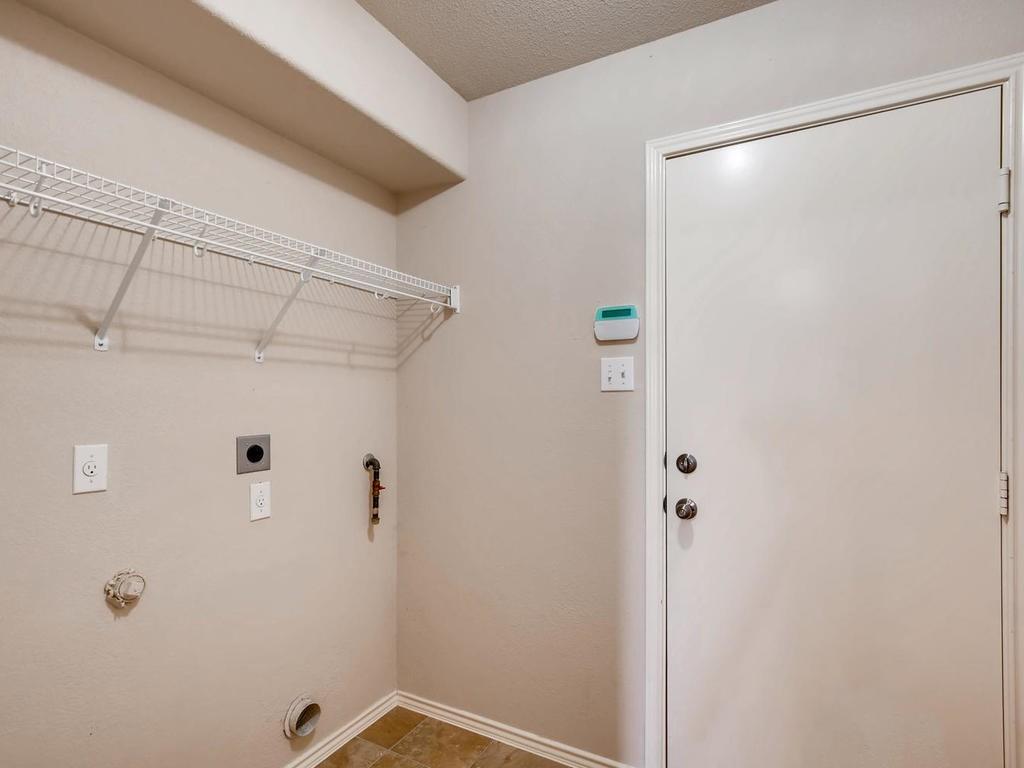 2736 Herrington Cv, Round Rock, TX 78665