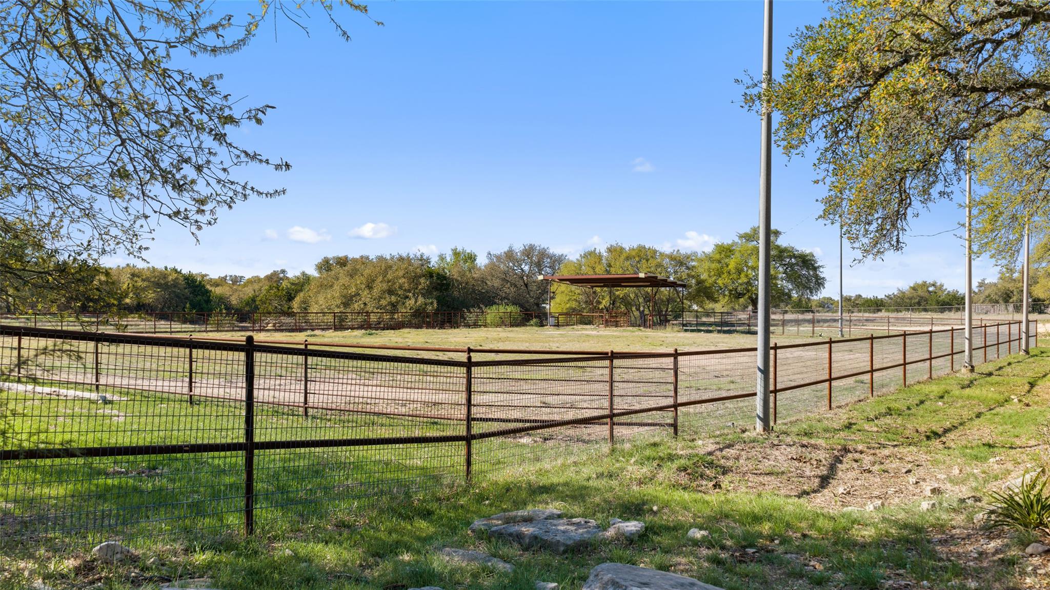 118 Landons Way, Blanco, TX 78606