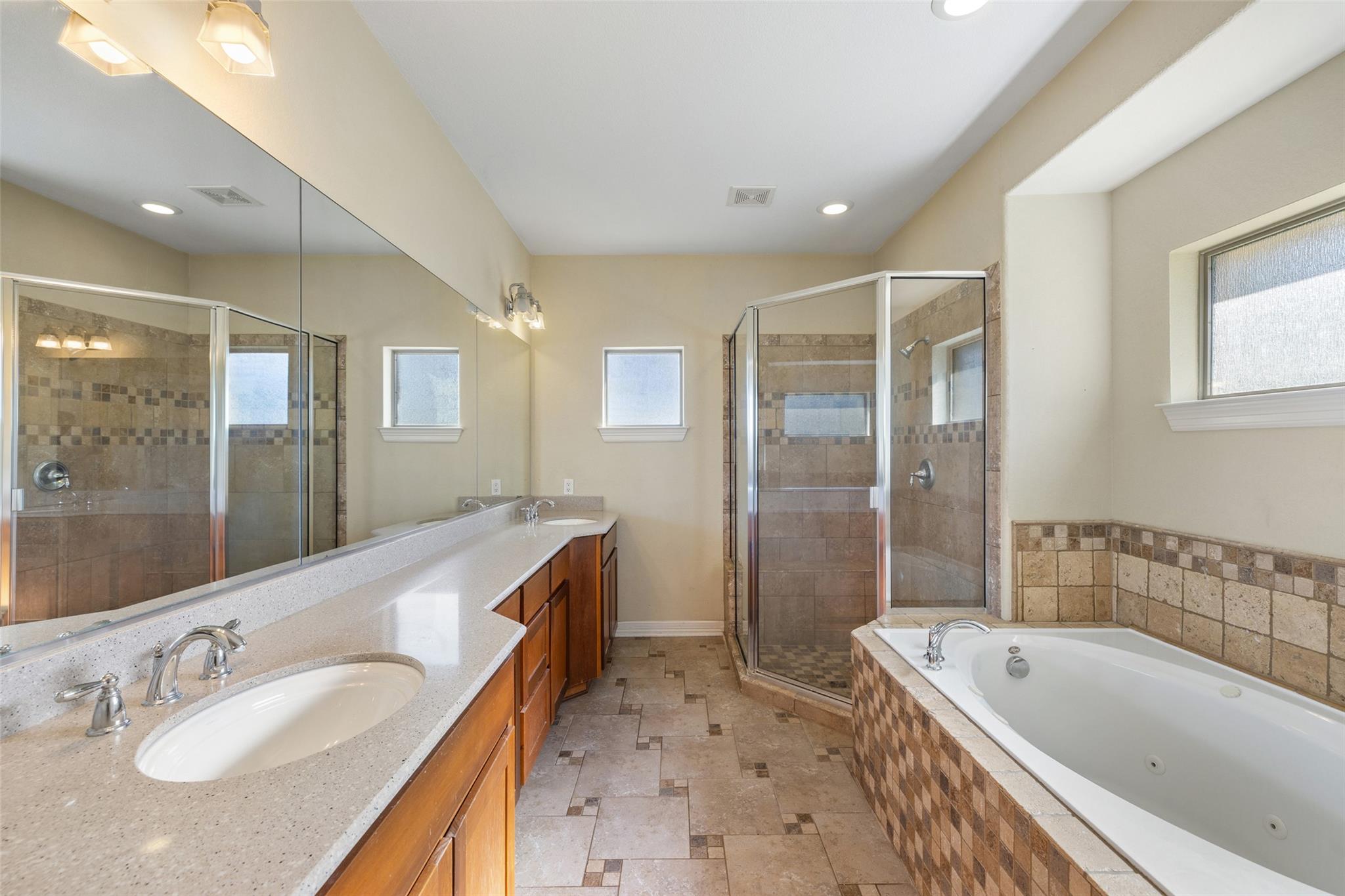 118 Landons Way, Blanco, TX 78606