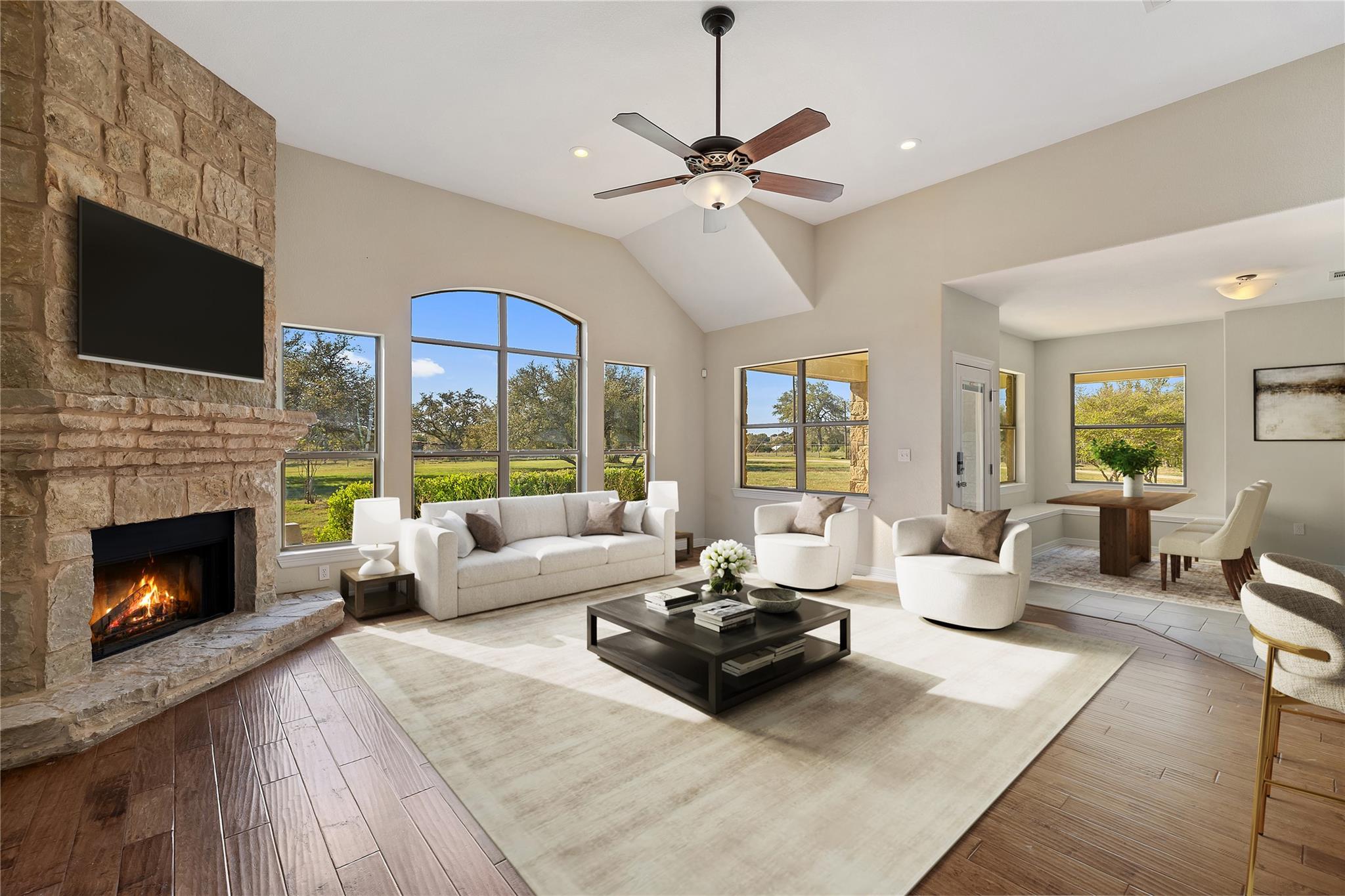 118 Landons Way, Blanco, TX 78606