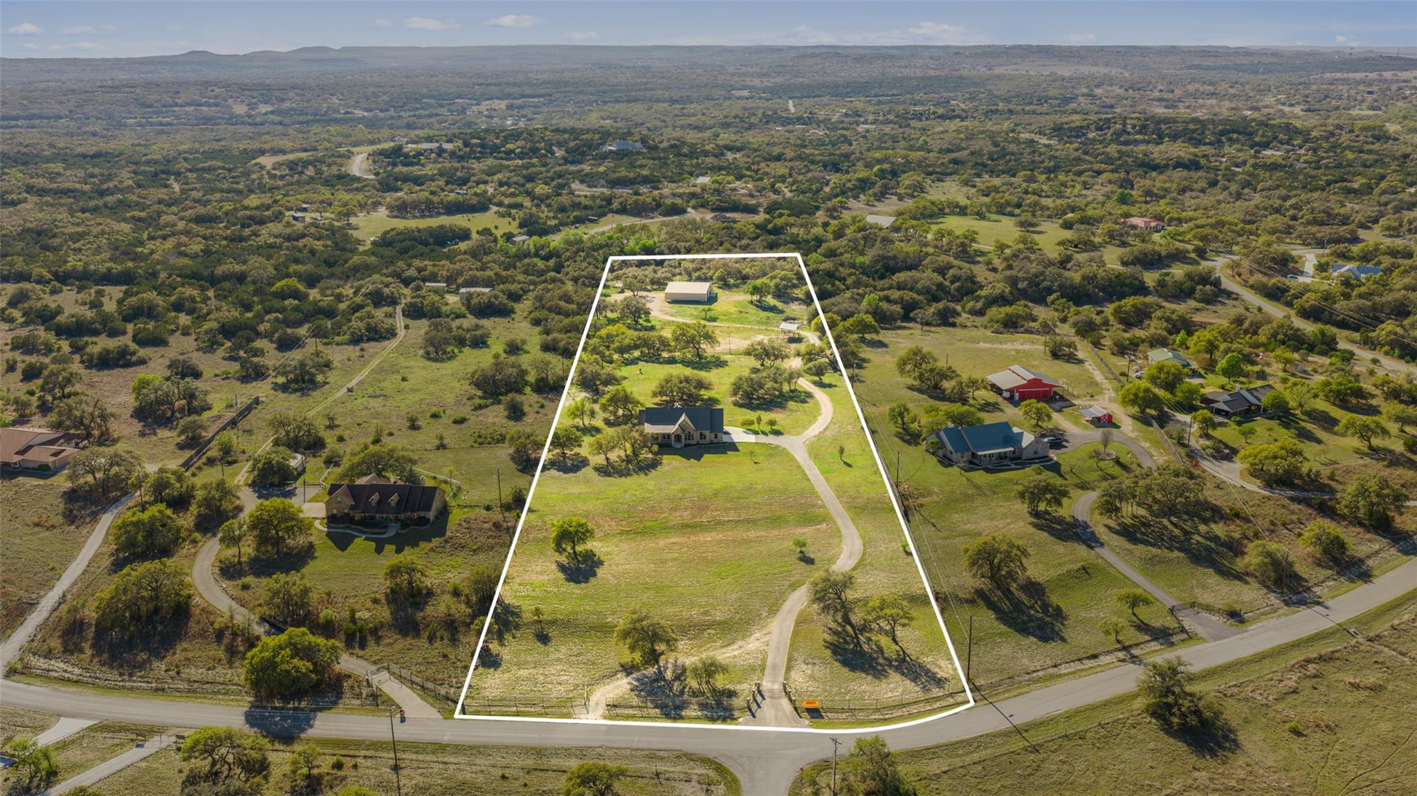 118 Landons Way, Blanco, TX 78606