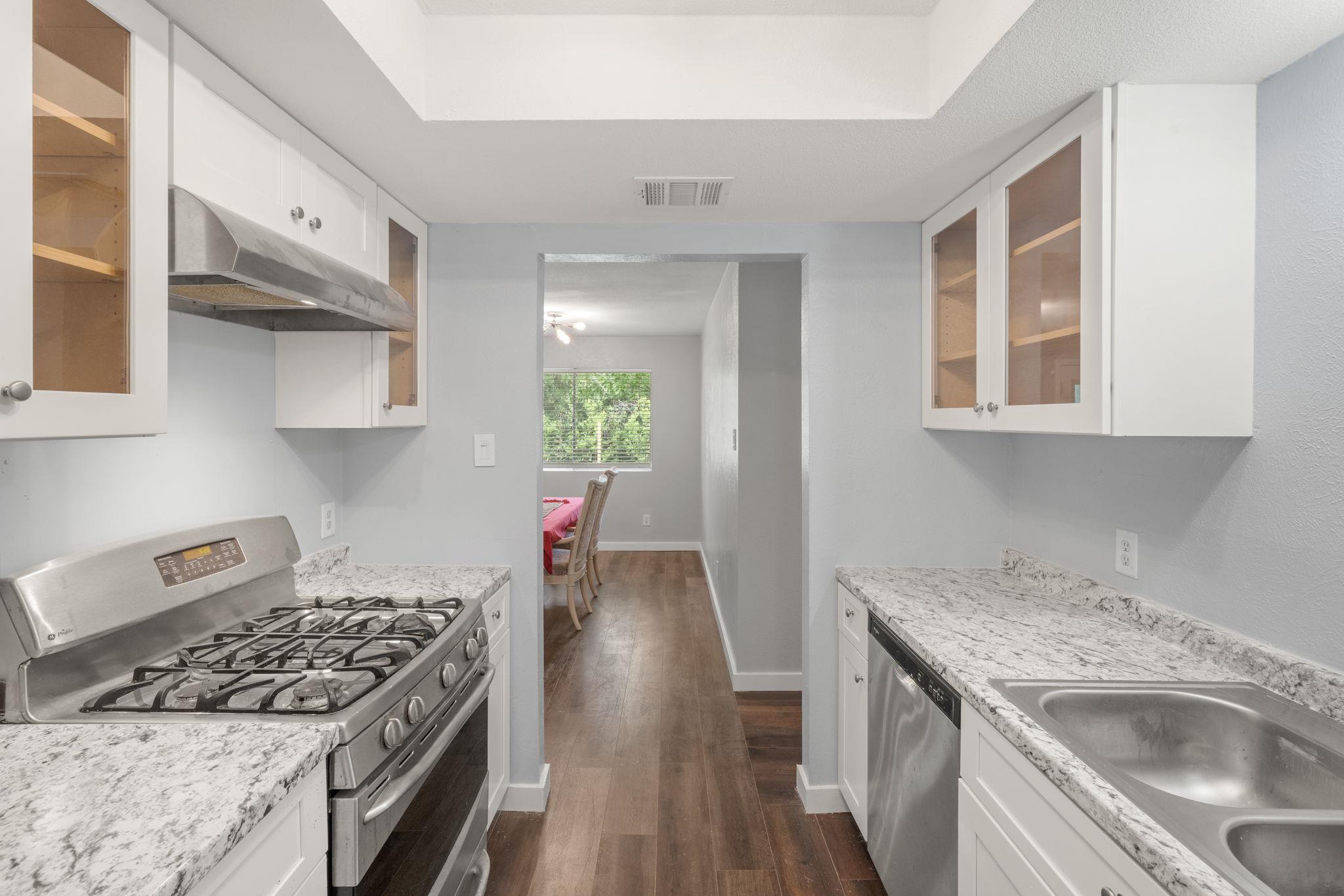 3917 Leafield Dr, Austin, TX 78749