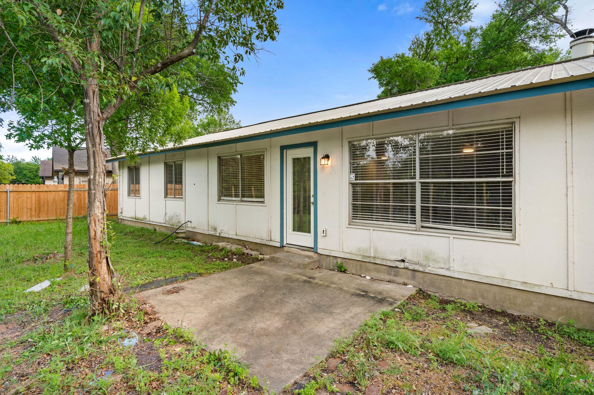 3917 Leafield Dr, Austin, TX 78749