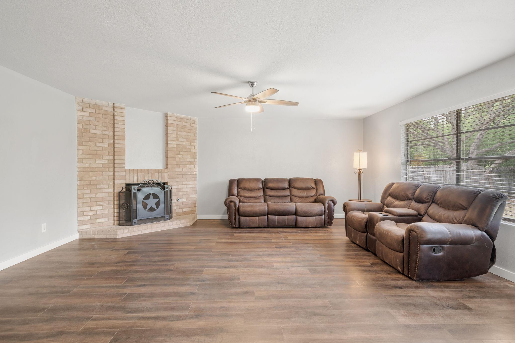 3917 Leafield Dr, Austin, TX 78749