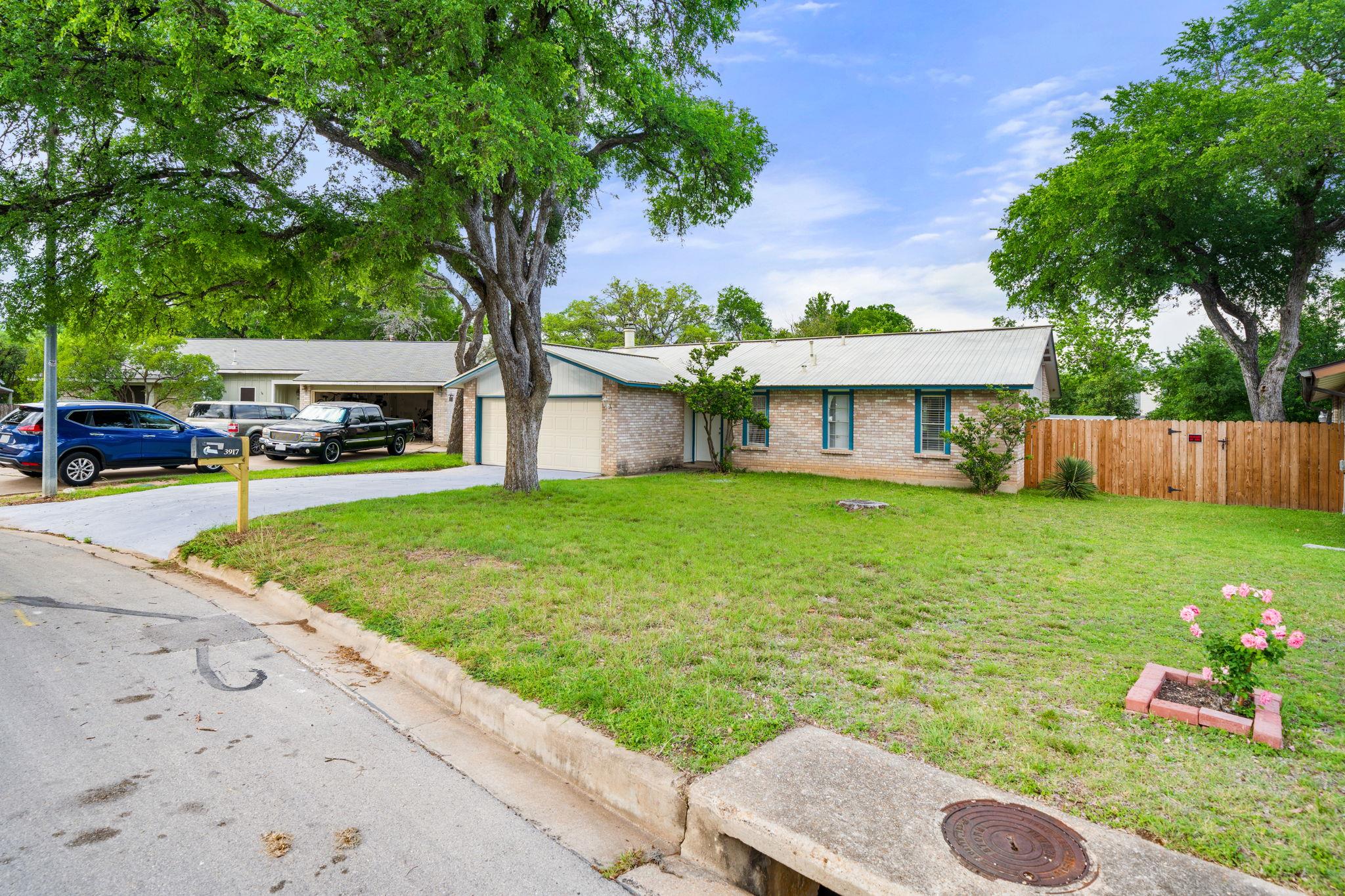 3917 Leafield Dr, Austin, TX 78749