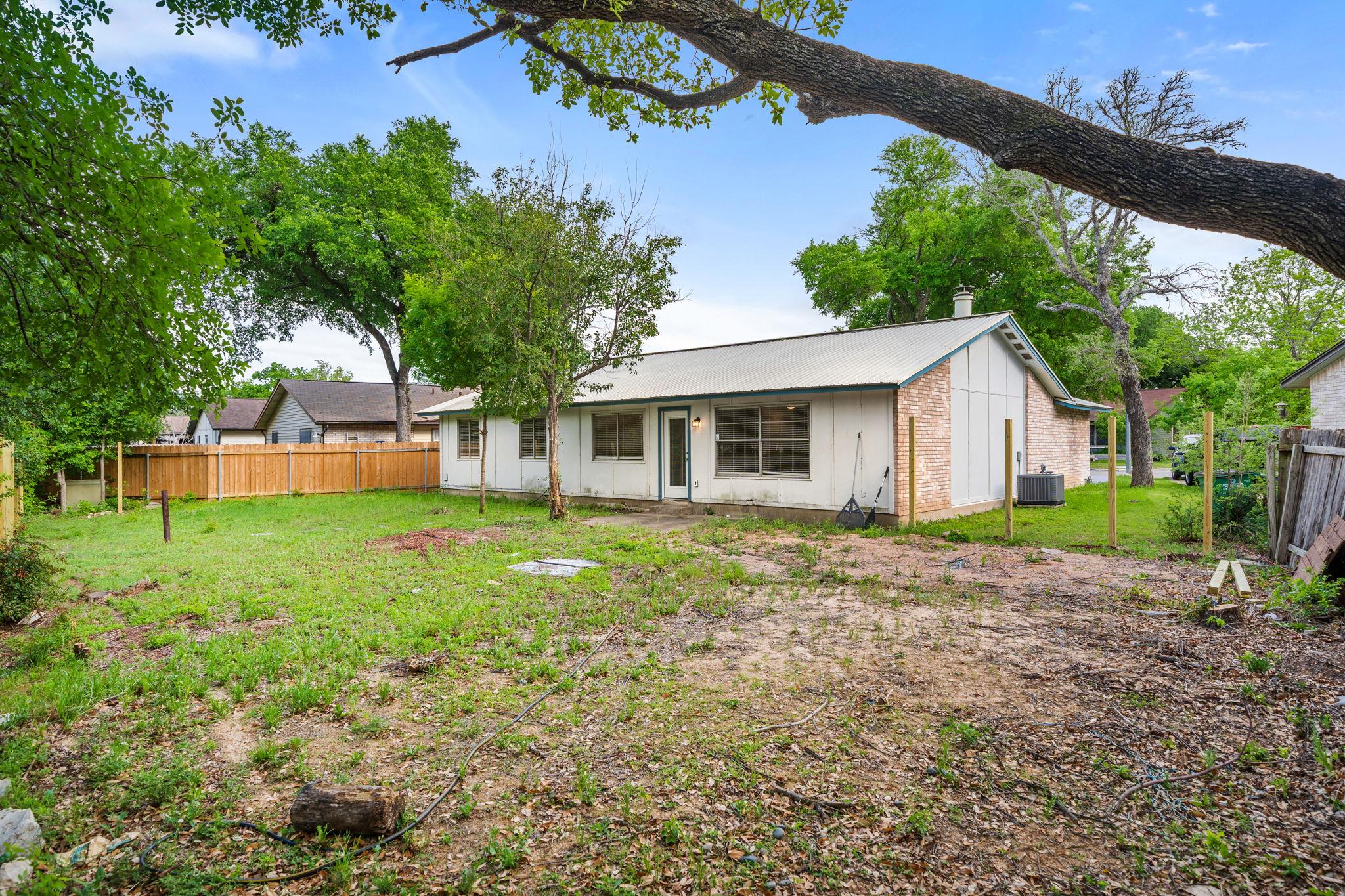 3917 Leafield Dr, Austin, TX 78749