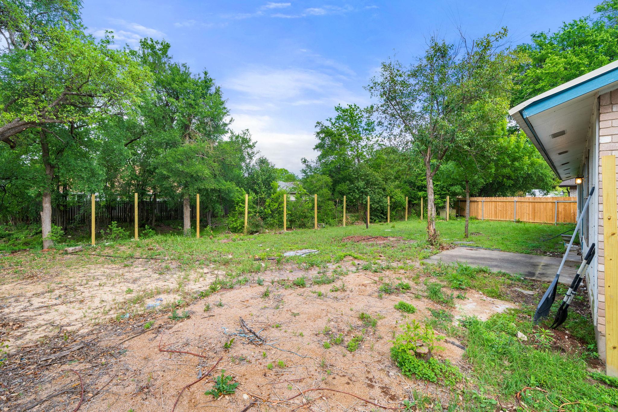 3917 Leafield Dr, Austin, TX 78749