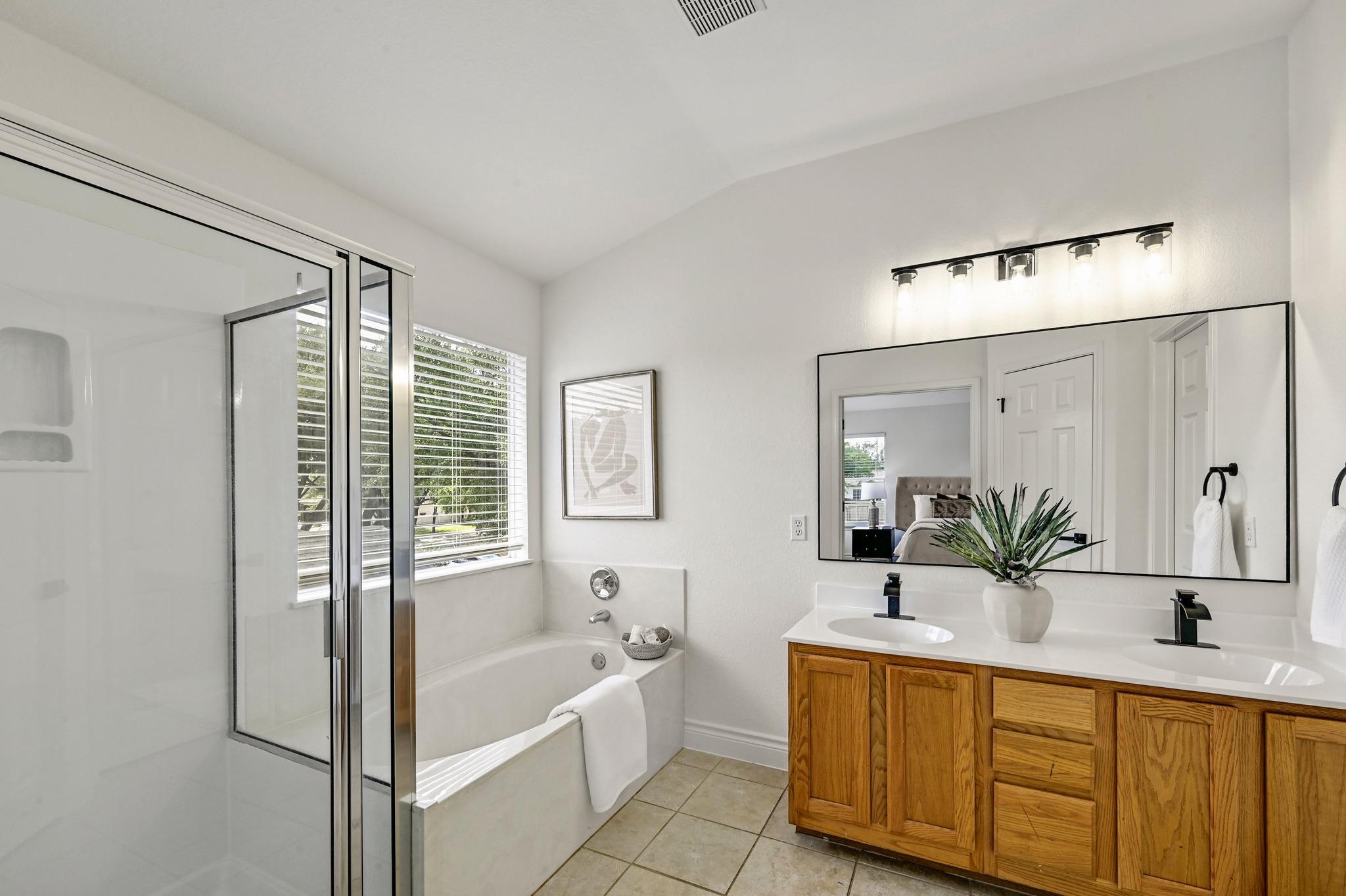 1425 Thibodeaux Dr, Round Rock, TX 78664