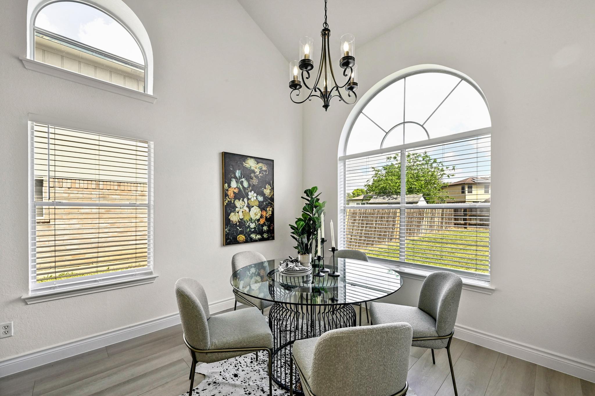 1425 Thibodeaux Dr, Round Rock, TX 78664