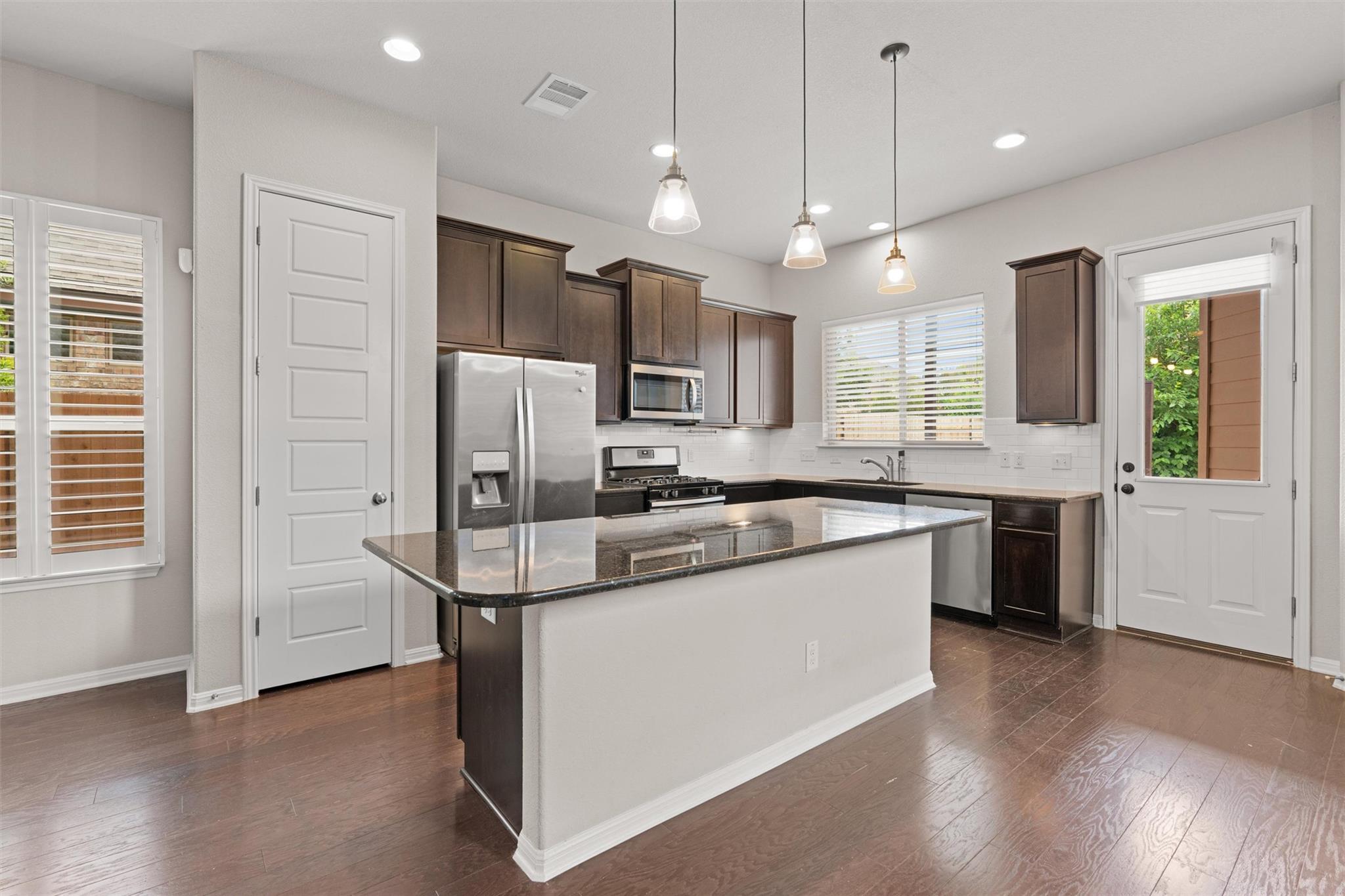 1008 Clearwing Cir, Georgetown, TX 78626