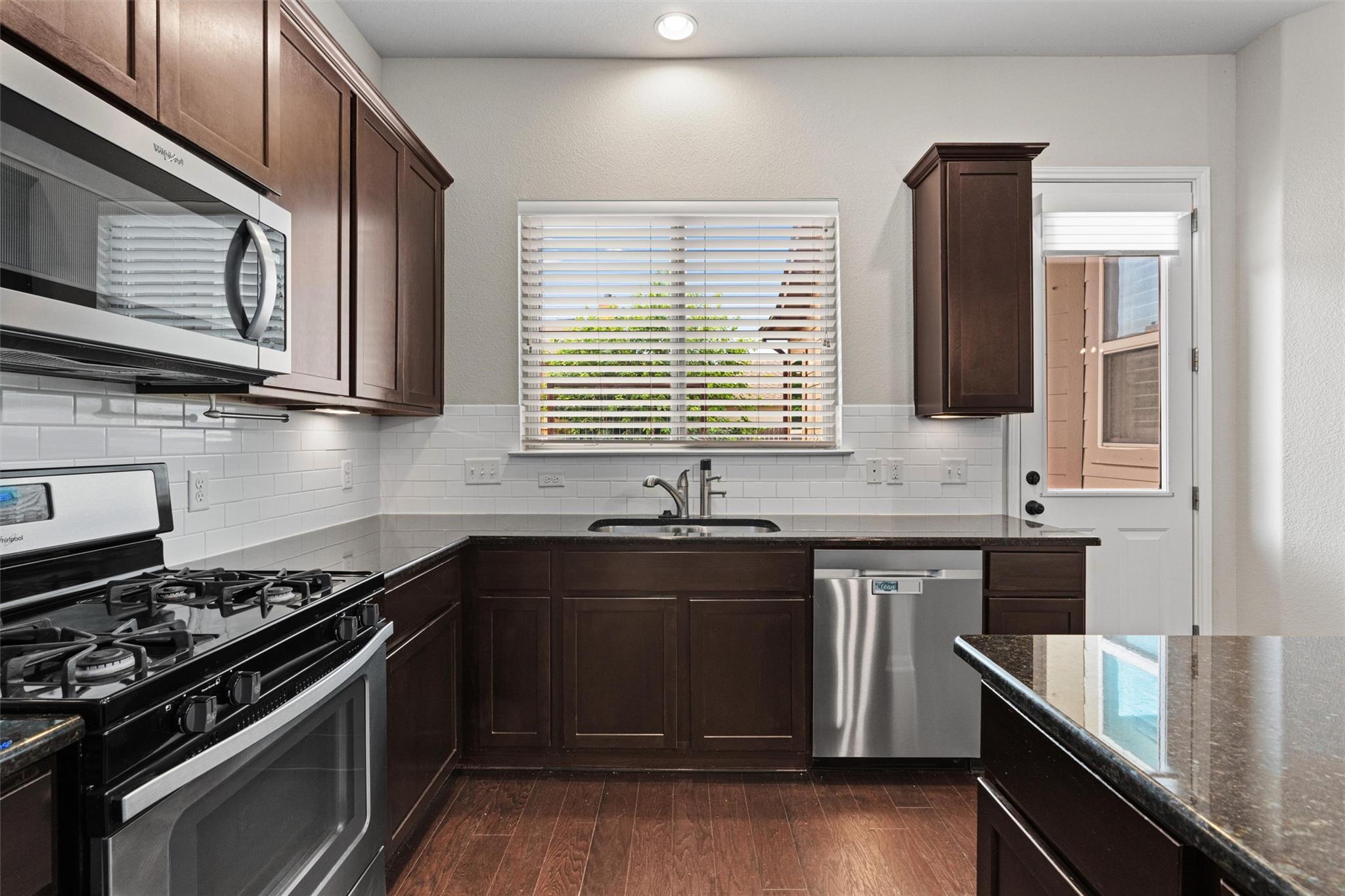 1008 Clearwing Cir, Georgetown, TX 78626